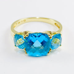 Vintage Woman's Blue Topaz Ring 10k Yellow Gold - ONeil's Jewelry 